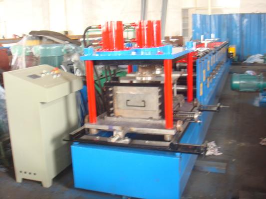 China 1.5 - 3mm 15KW C purlin roll forming machine with PLC control system factory