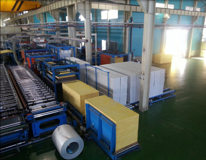Foaming Sandwich Panel Production Line  With PU Forming Density 40 kg / m3