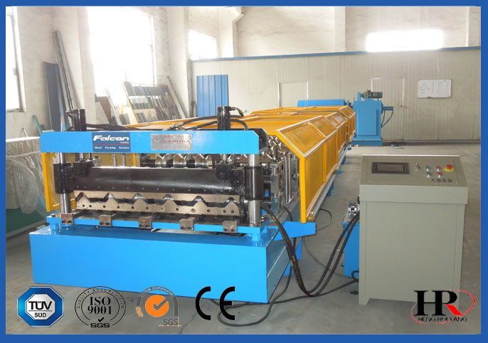 Low Noise Wall Panel Roll Forming Machine , Metal Roofing Equipment