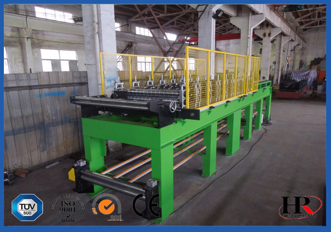 Hydraulic Powered Uncoiler Metal Roofing Forming Machine , Roof Sheet Making Machine