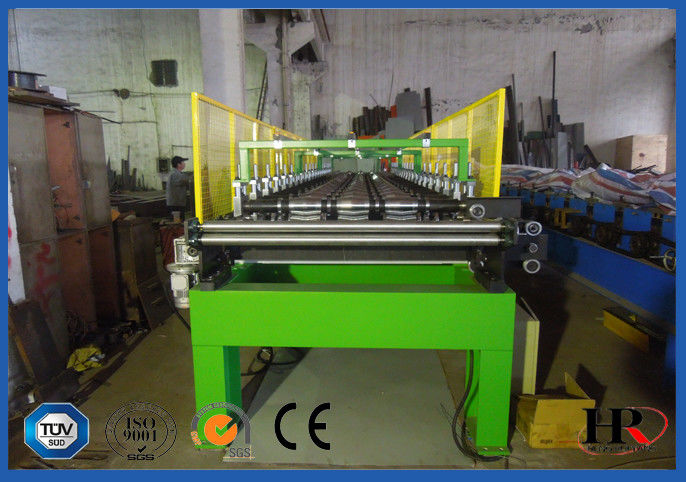 350 Mpa Plate Strength Sandwich Panel Equipment For Steel Construction