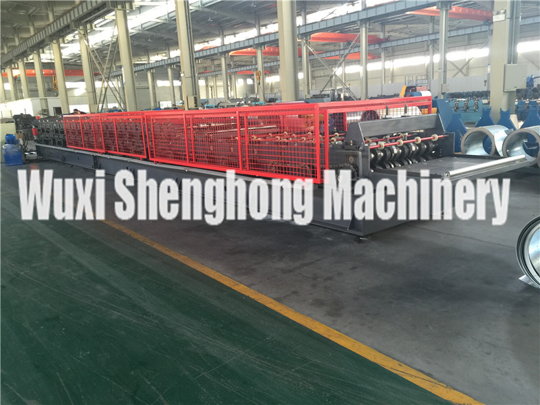 Chain Drive Tile Cold Roof Sheet Making Machine Coated With Chrome